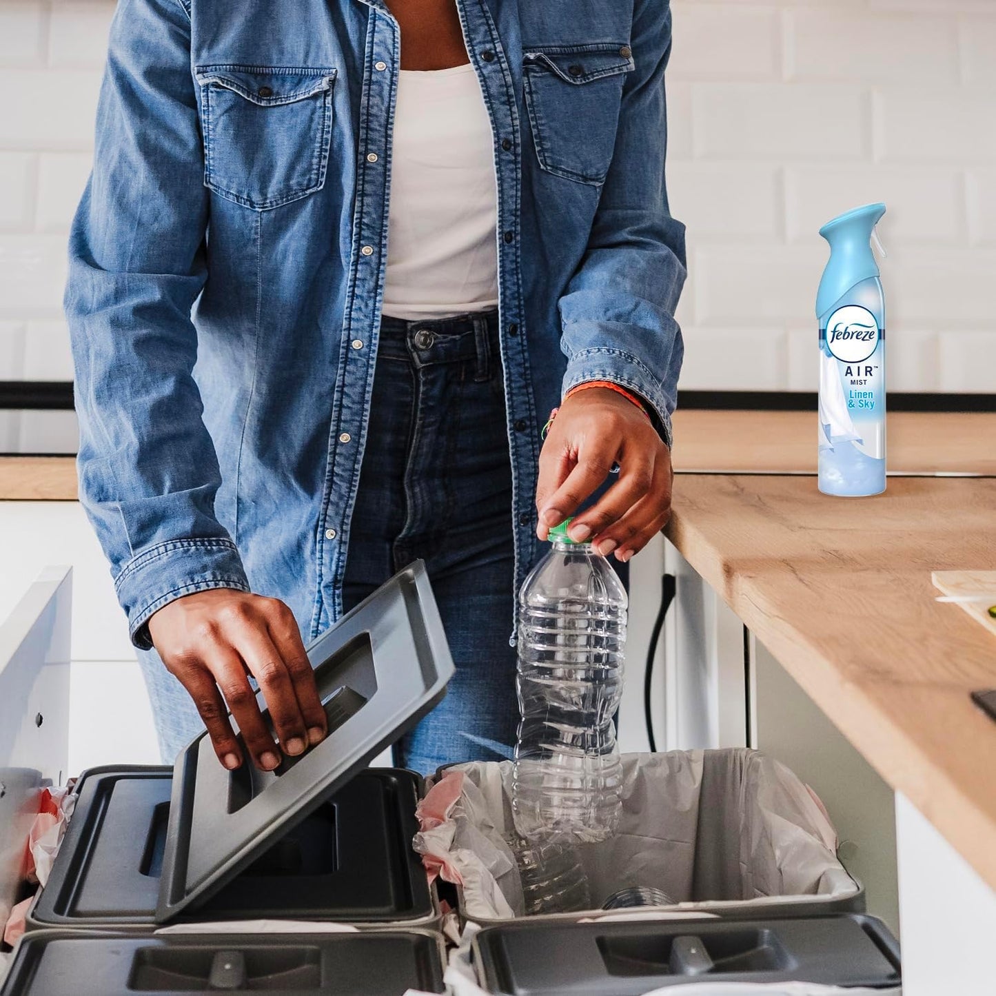 Febreze Air Mist Air Freshener Spray, Odor-Fighting Room Spray, Air Fresheners for Home and Bathroom and Kitchen, Aerosol Can, Linen & Sky Scent, 8.8oz, 2 Count