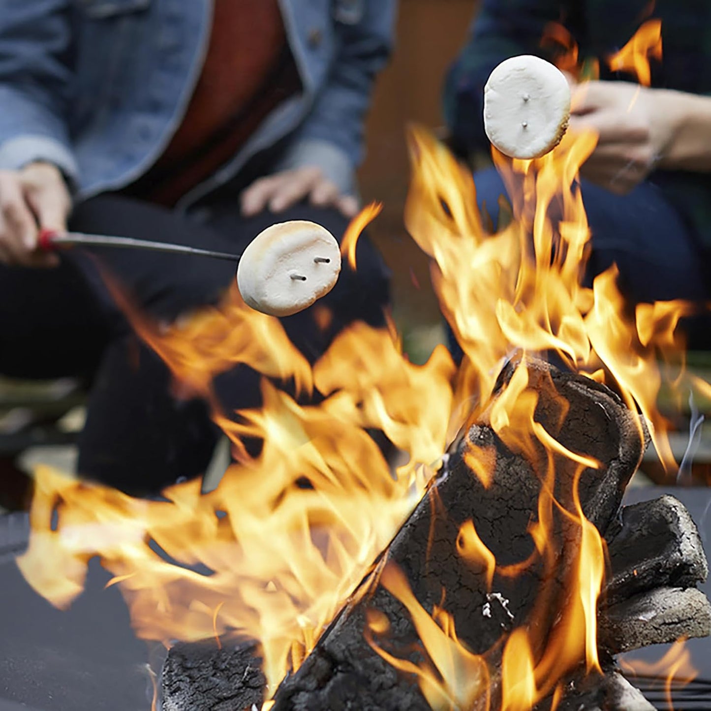 Duraflame 2.5-lb 1.5-Hour Burn Indoor/Outdoor Firelog (12-Count) - Perfect Fire-Log Substitute for Your Fireplace, Great for a Campfire, Chimney-Safe, Easy to Use, Fast Lighting with Starter (2 Items)