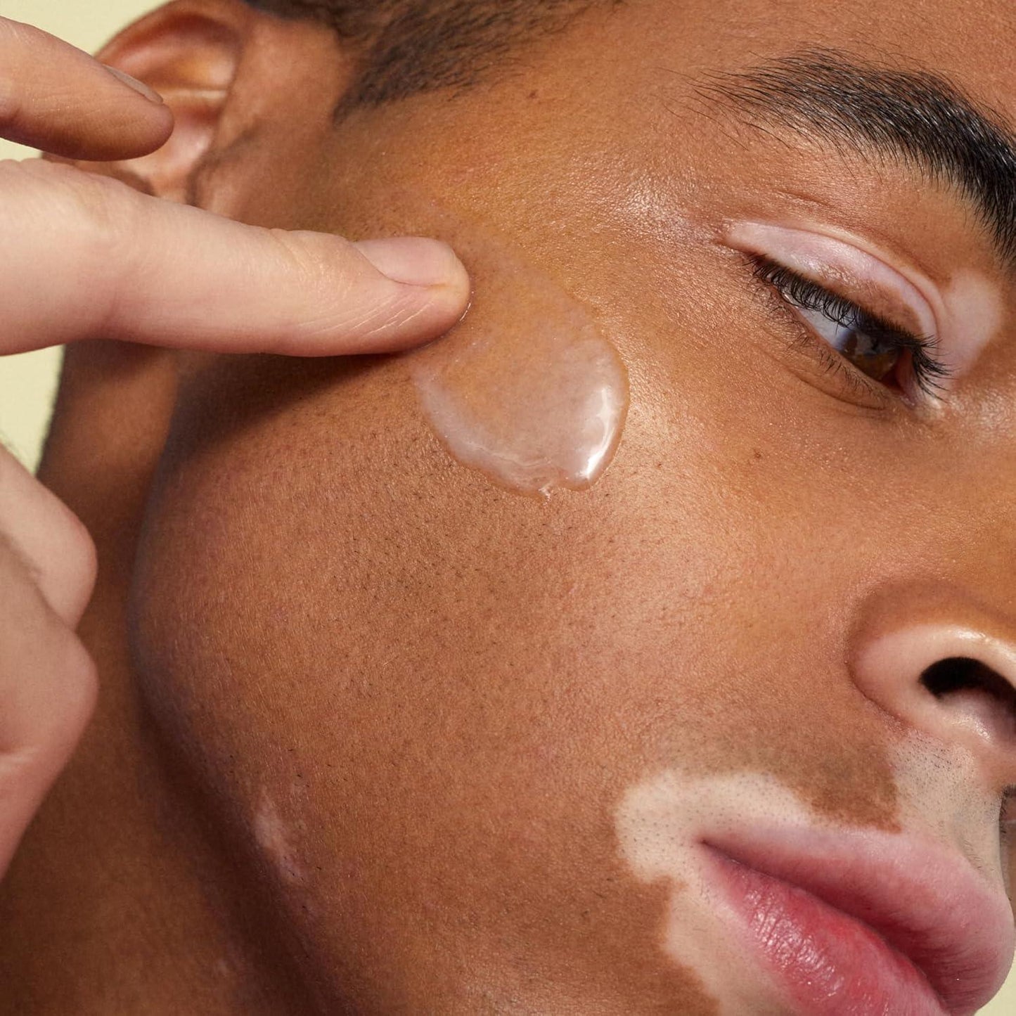 Hydrating Facial Serum with Squalane, Glycerin & Ceramides for Dewy Skin, 1 oz - Cart Shape