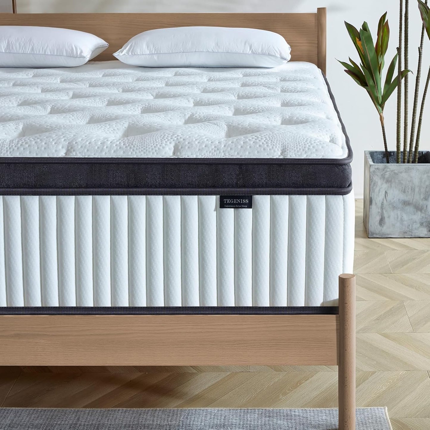 Full Size Mattress, 12 Inch Memory Foam, Independent Spring, Soft and Comfortable Medium Firm Hybrid Mattress in A Box, Pressure Relief