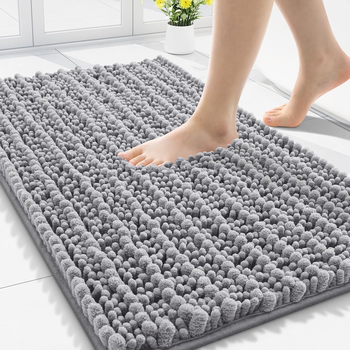 Smiry Bathroom Rugs Mat 30x20, Extra Soft Absorbent Chenille Bath Rugs, Non Slip Rubber Backing Machine Washable Quick Dry Bath Mats for Bathroom Floor, Tub, Shower, Home Decor Accessories, Grey