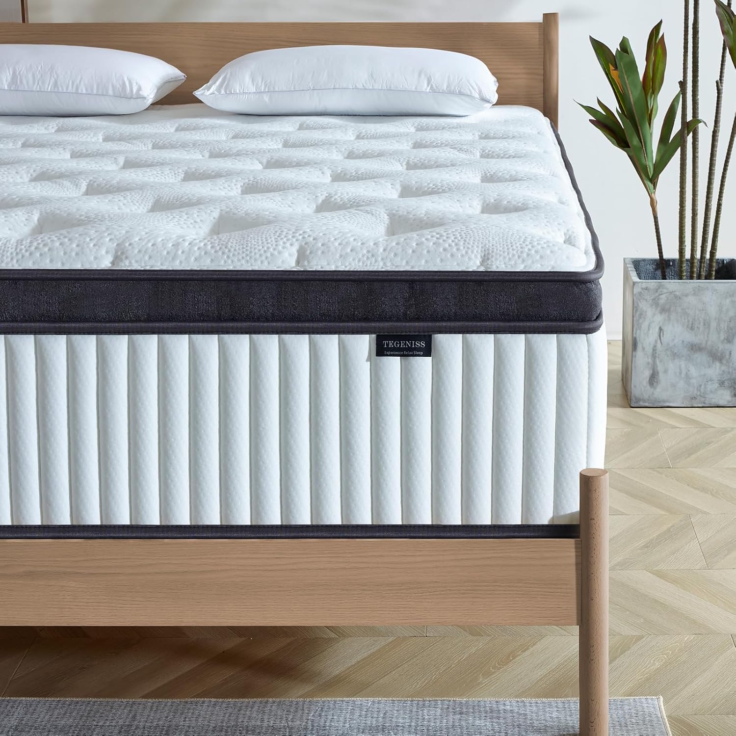 Full Size Mattress, 12 Inch Memory Foam, Independent Spring, Soft and Comfortable Medium Firm Hybrid Mattress in A Box, Pressure Relief