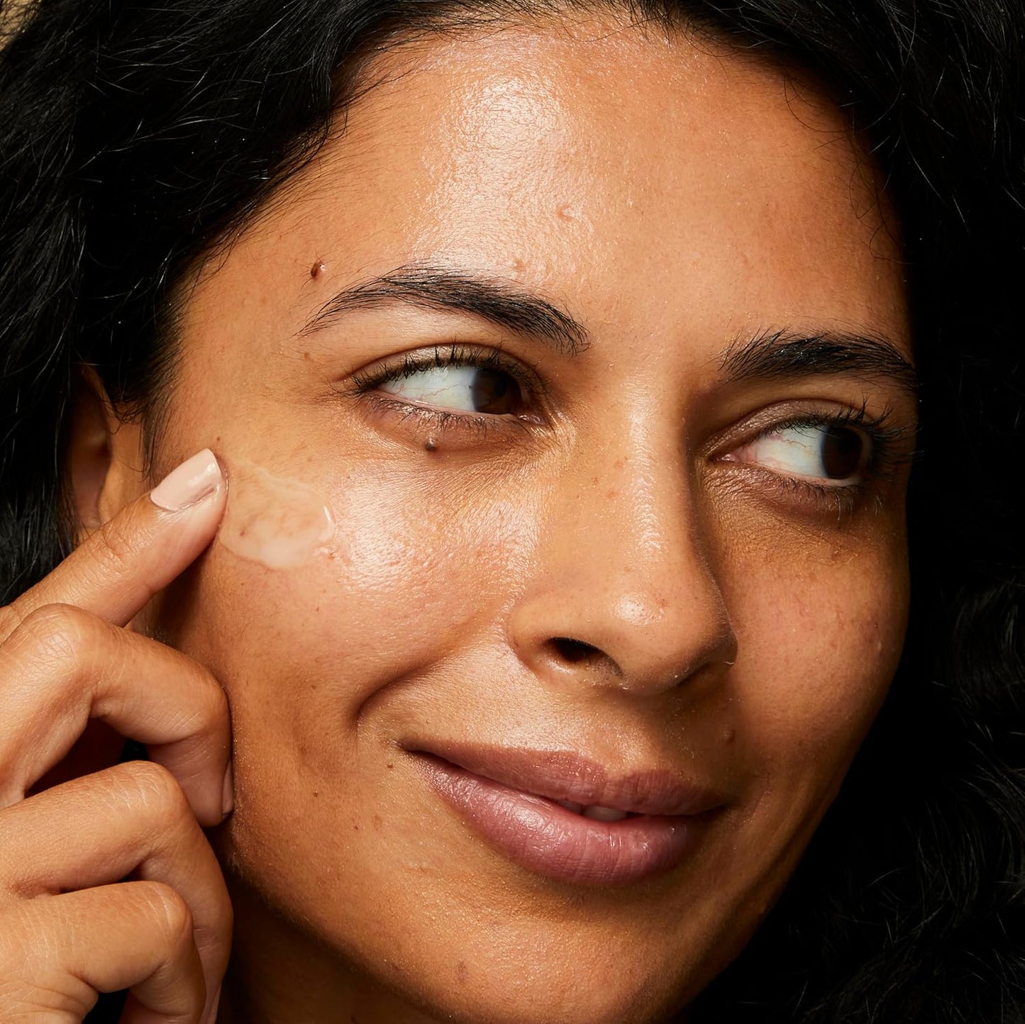 No7 Lift & Luminate Triple Action Face Serum - Collagen Peptide Anti-Wrinkle + Brightening Emblica & Vitamin C Serum + Pro Retinol Skin Firming Hyaluronic Acid & Hibiscus (50ml)